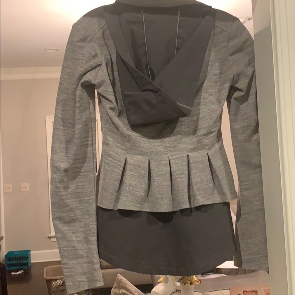Lululemon Jacket - Picture 2 of 3